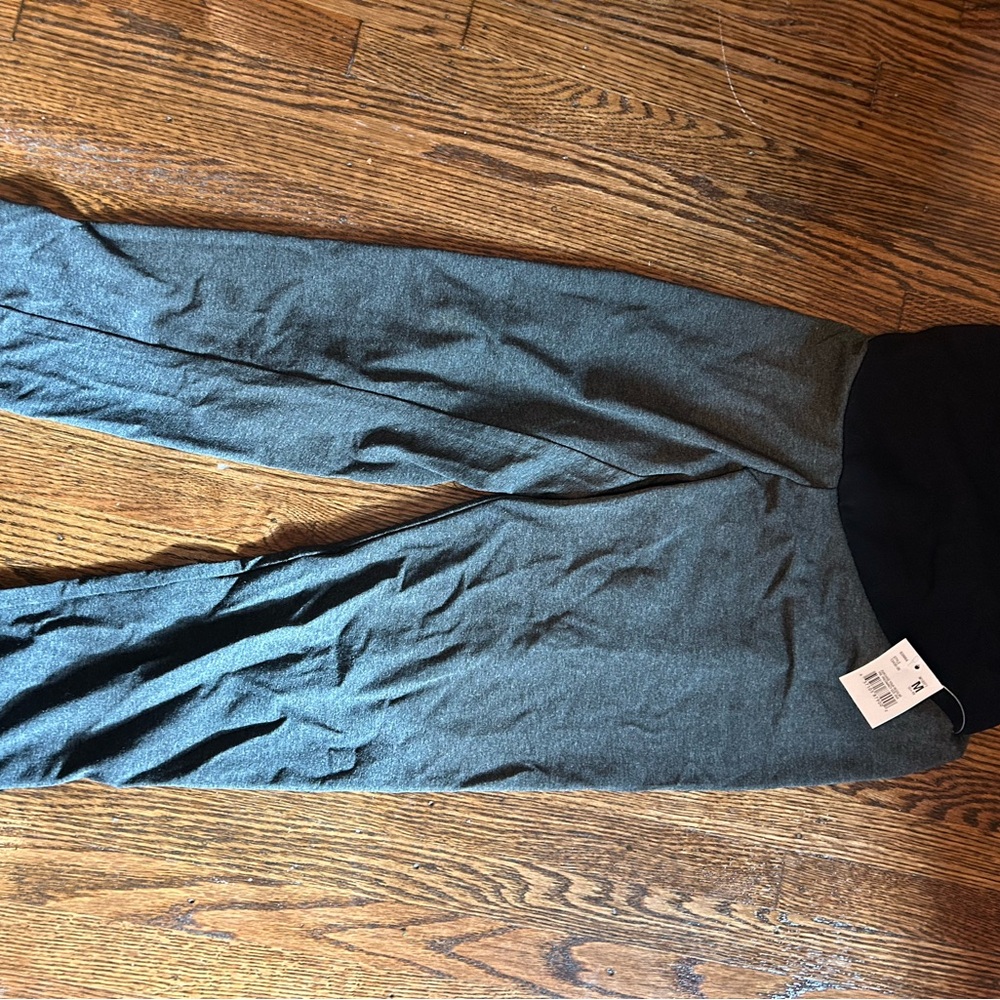 A Pea in the Pod Gray Maternity Leggings
